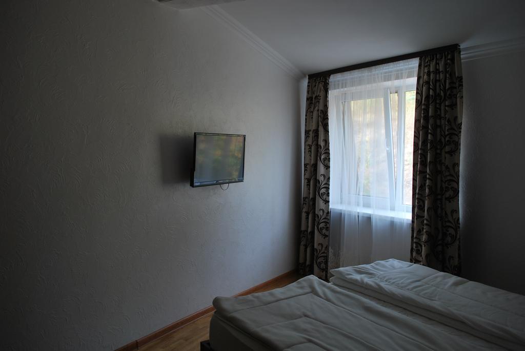 Hotel Shpinat Odesa Habitación foto